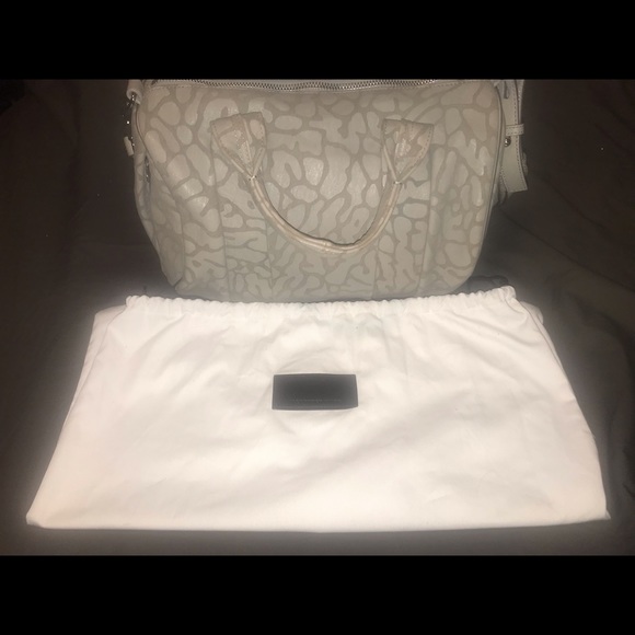 Alexander Wang - Picture 3 of 9